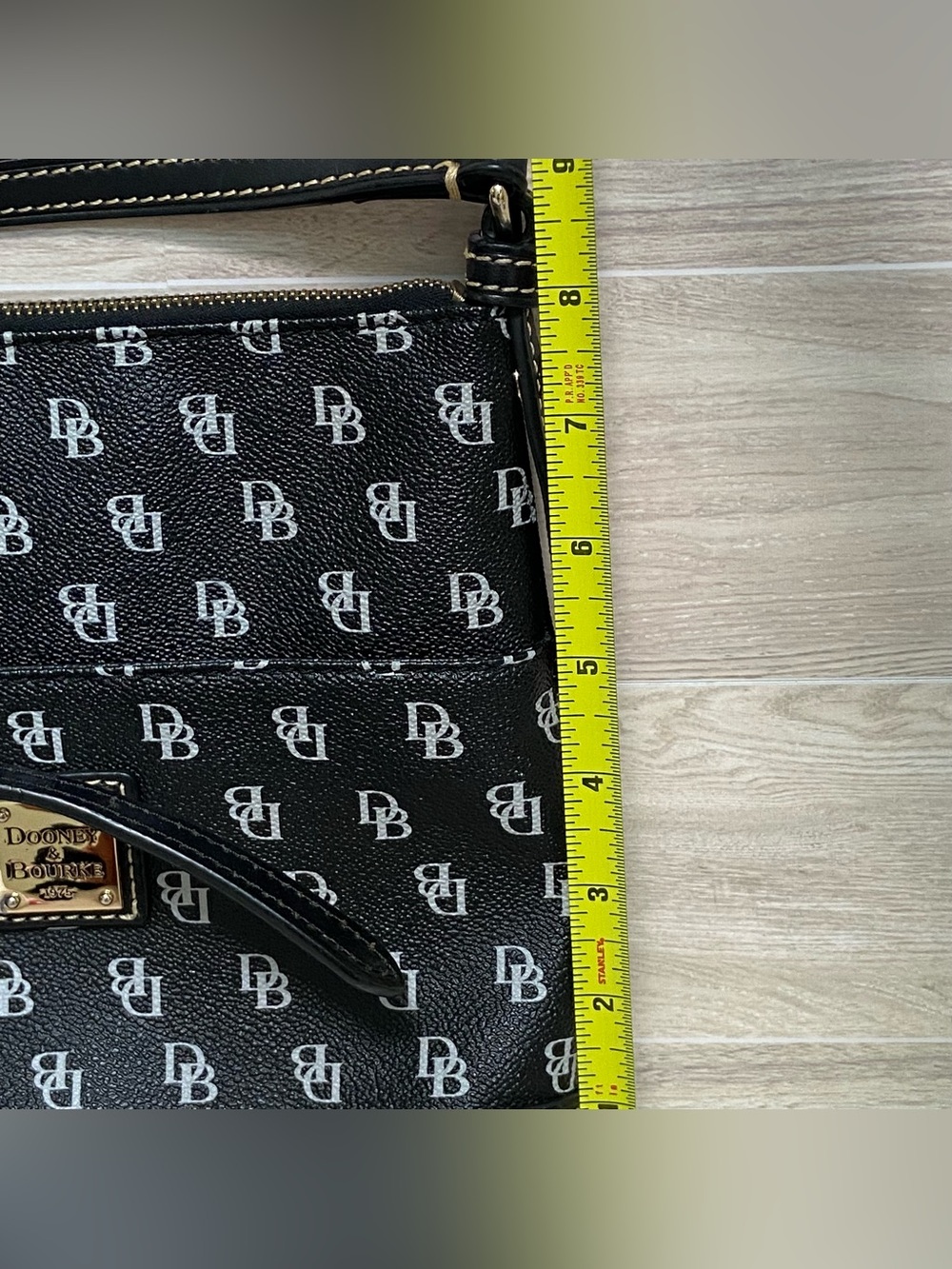 Dooney & Bourke Gretta Crossbody Monogram Purse Black & White - Picture 9 of 12